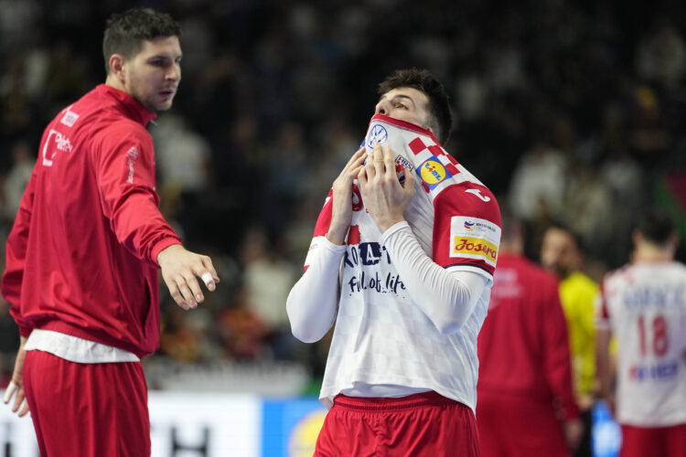 Poraz Hrvatske, polufinale dalek san!