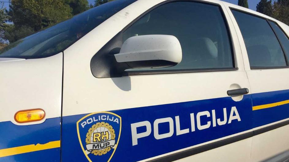 U sudaru auta na bjelovarskoj zaobilaznici četvero ozlijeđenih