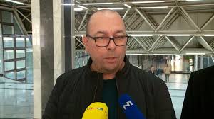 JAGIĆEV ULTIMATUM VLADI Borba za   prava djelatnika u državnoj službi  ili za reprezentativnost?