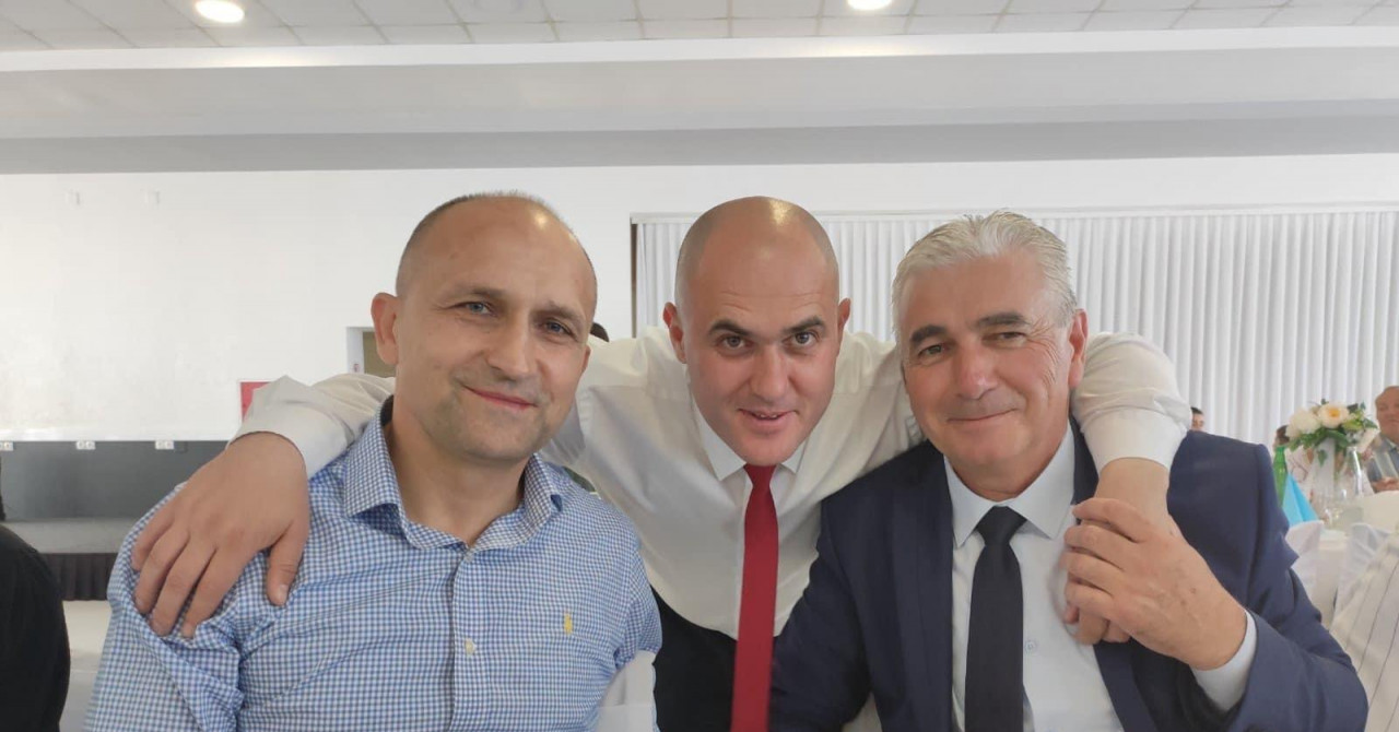 DOZNAJEMO Čovjek s "famozne fotografije" završio na poziciji koju je priželjkivao Drele