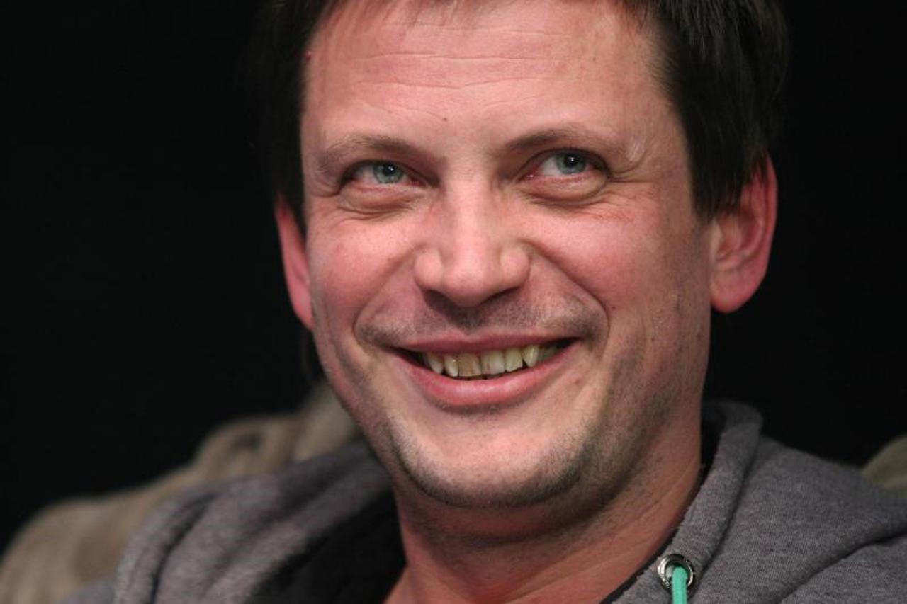 ZAR I TI…SINE DADO!?