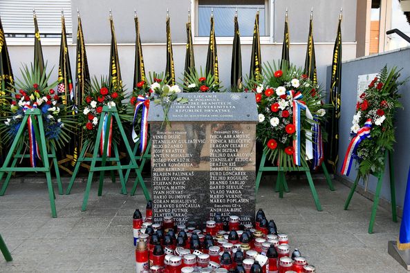 U Dalju obilježena 32. godišnjica pogibije hrvatskih branitelja