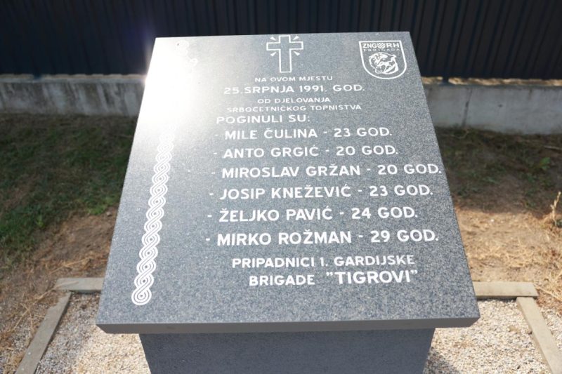 33. godišnjica pogibije šest pripadnika prve gardijske brigade - Tigrovi u Dalju