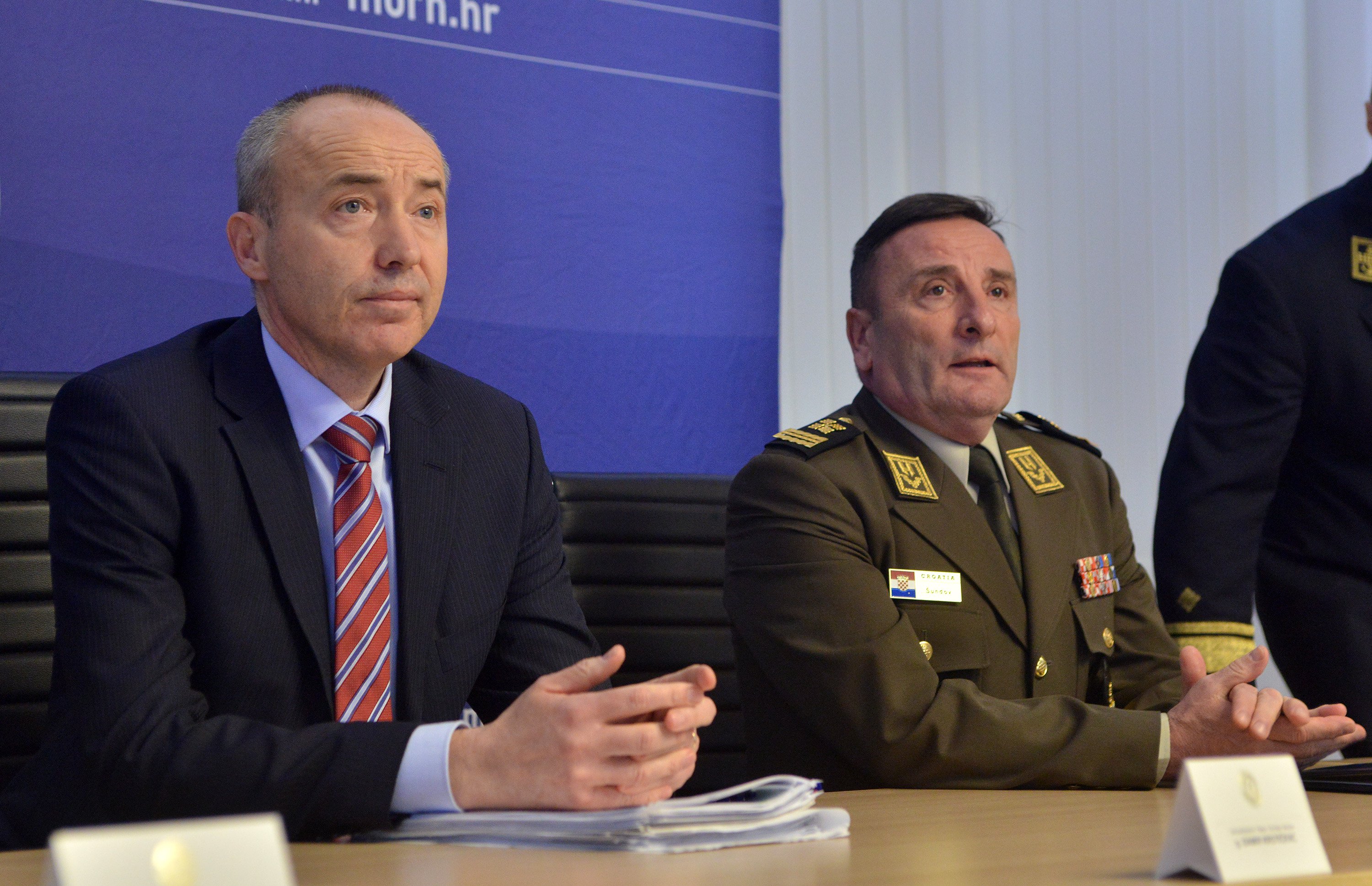 Ministar Krstičević i general Šundov izrazili sućut obitelji poginulog vojnog policajca