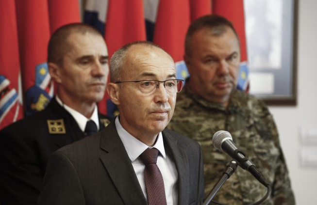 SKANDAL U HV-u: Dva pripadnika konzumirala opojne droge u Litvi. Vraćaju ih u Hrvatsku