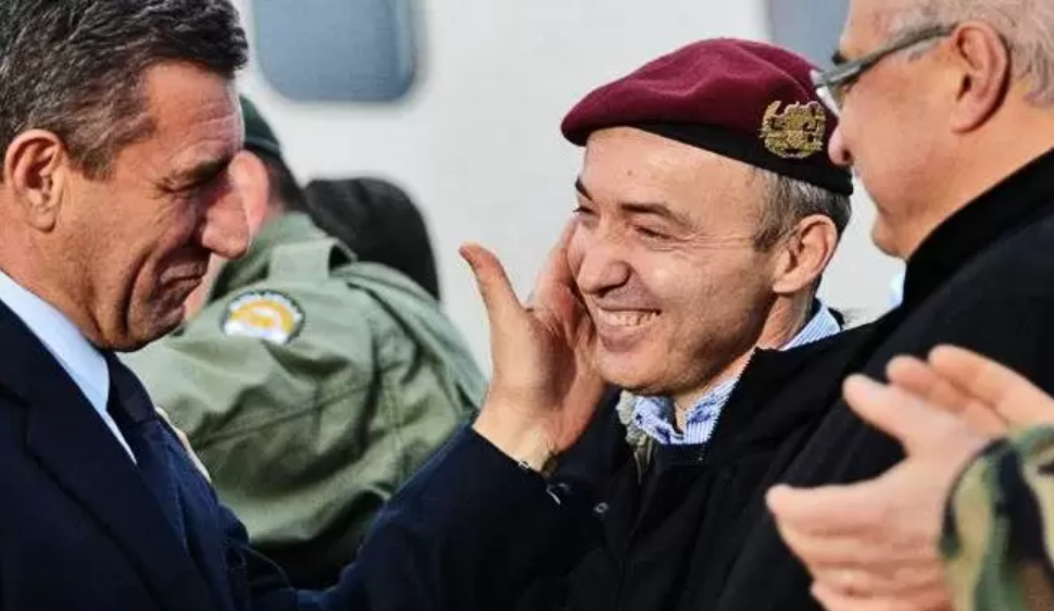 Krstičević spašava ranjenog srpskog vojnika: ‘Miša mu njegovog, nemoj plakat’