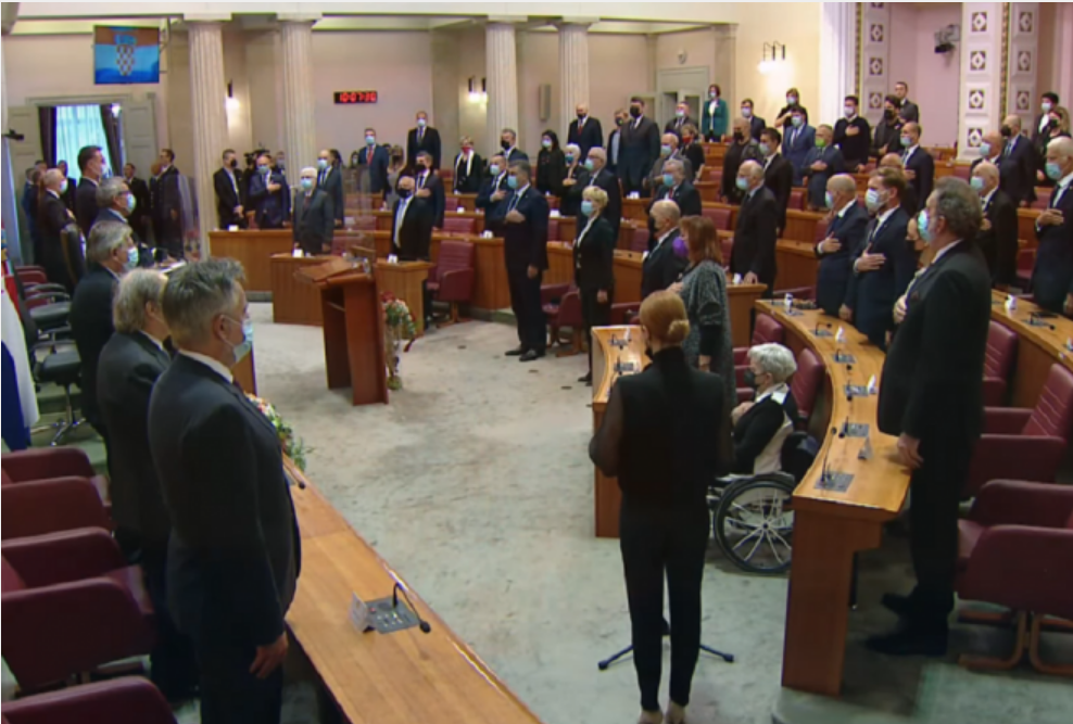 DAN HRVATSKOG SABORA! Svečana sjednica započela himnom i minutom šutnje za pokojnog hrvatskog predsjednika!