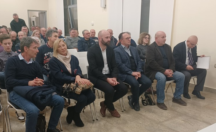 POVODOM DANA SJEĆANJA NA POGIBIJE PLETERNIČKIH BRANITELJA U DOMOVINSKOM RATU Sinoć prikazan film Slavice Šnur „Od toga dana…” posvećen djeci stradaloj u ratu