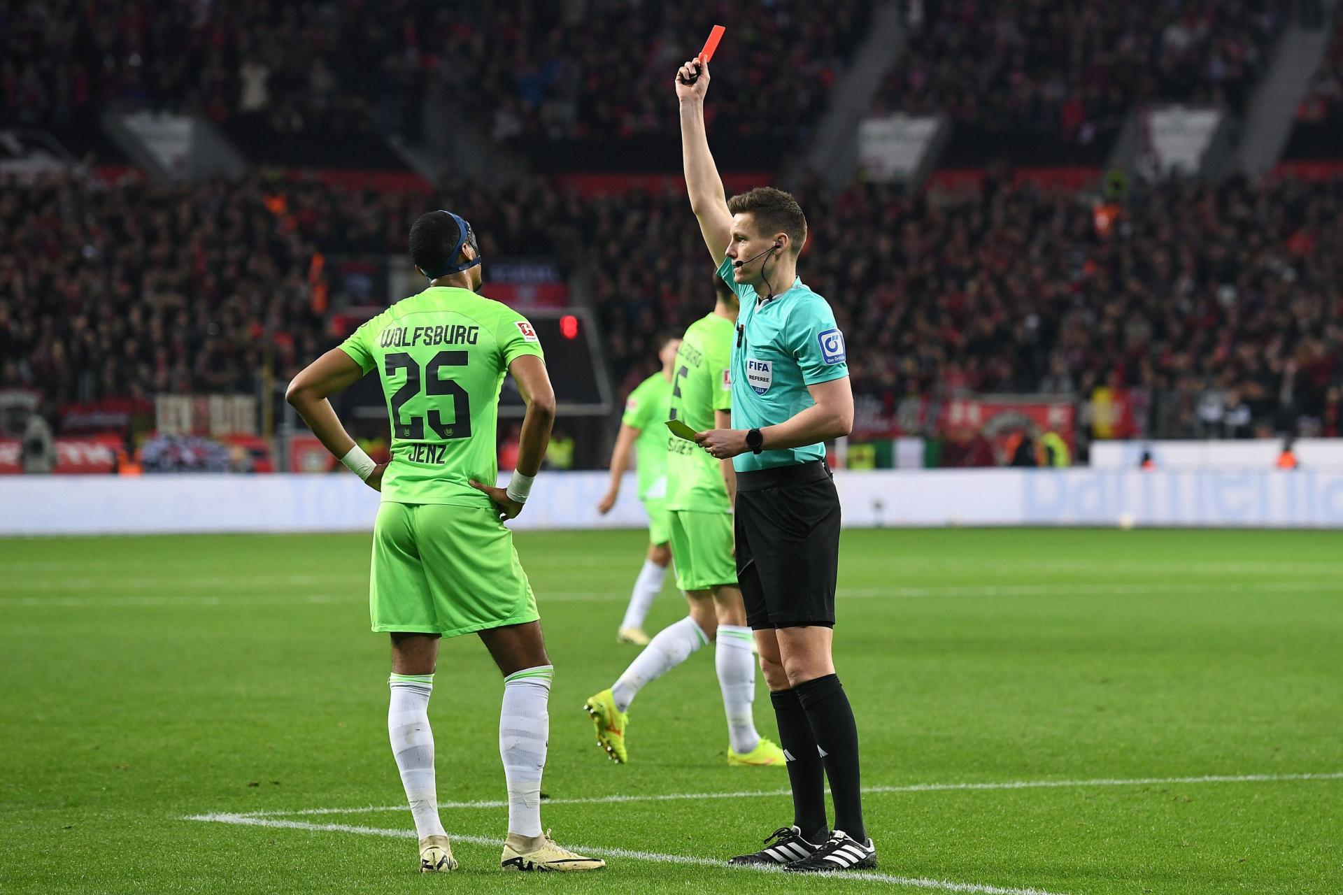 HNS objavio: Prvi put u povijesti najveći hrvatski derbi sude strani suci, evo tko će biti u VAR sobi