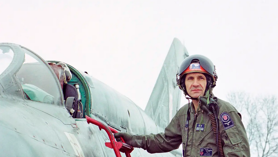 'MiG-ovi nisu mogli poletjeti jer piloti nisu obučeni za let noću'