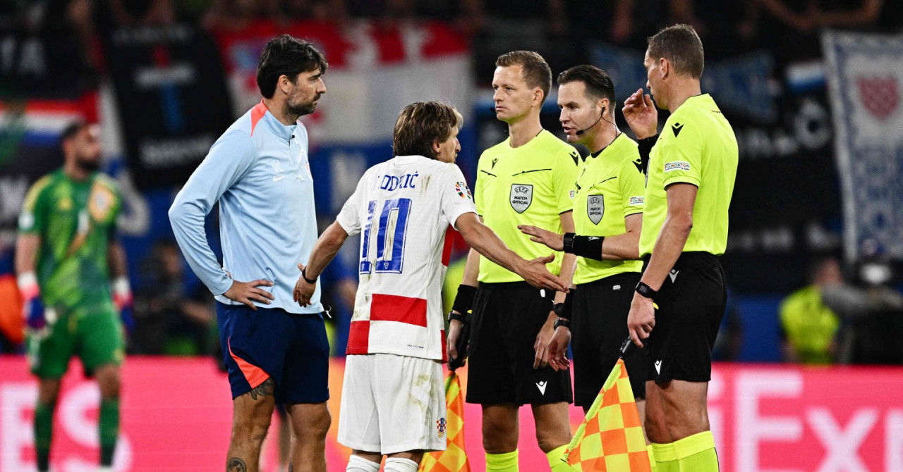 Uefa nema milosti: Sudac koji je uništio Hrvatsku izbačen s Europskog prvenstva!