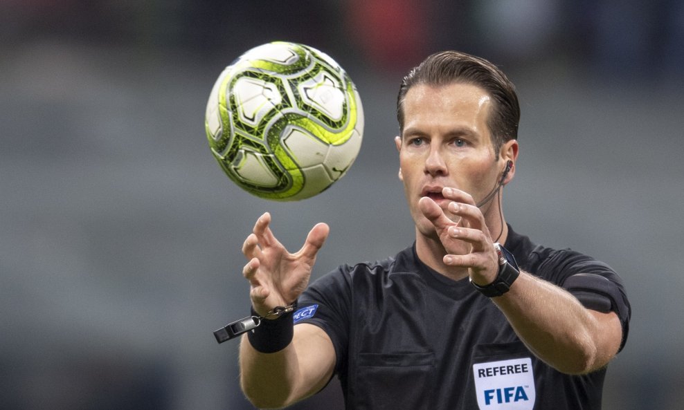 Tko to sudi Vatrenima? Nije vidio čisti gol Ronalda, a spominju ga i Danci