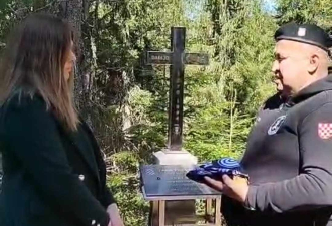 Mnogi Hrvati gutat će knedle: Pogledajte dirljive trenutke s otvaranja spomenika slavnom ratniku