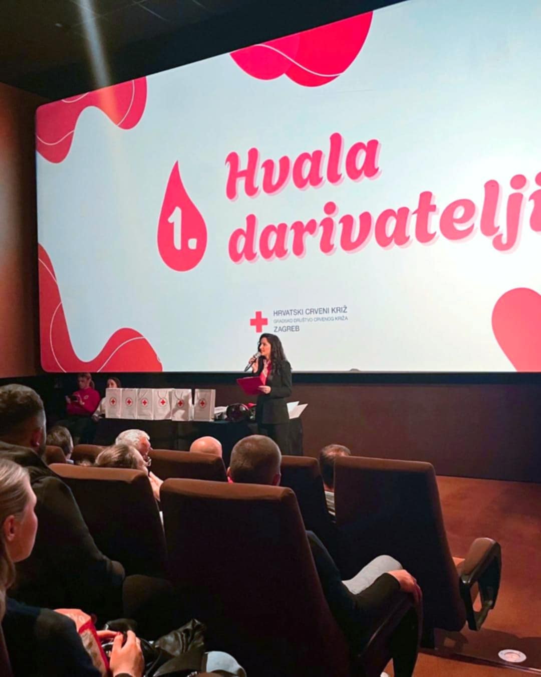 „Na strani humanosti“: 817 zagrebačkih srednjoškolaca pridružilo se obitelji darivatelja krvi