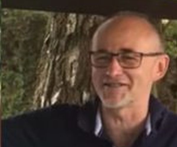 Mamić objavio fotografiju ureda uhićenog suca Krušlina: ‘Čovjek ima 3 slike jednog diktatora’