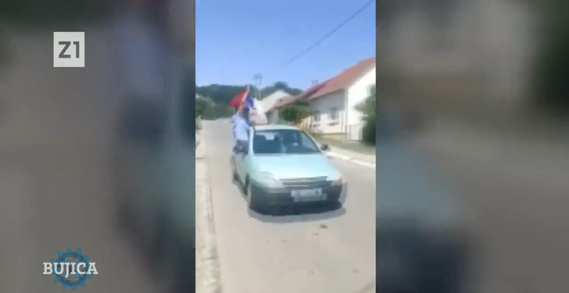 PROVOKACIJE U DARUVARU: Srbijanske zastave, tri prsta…