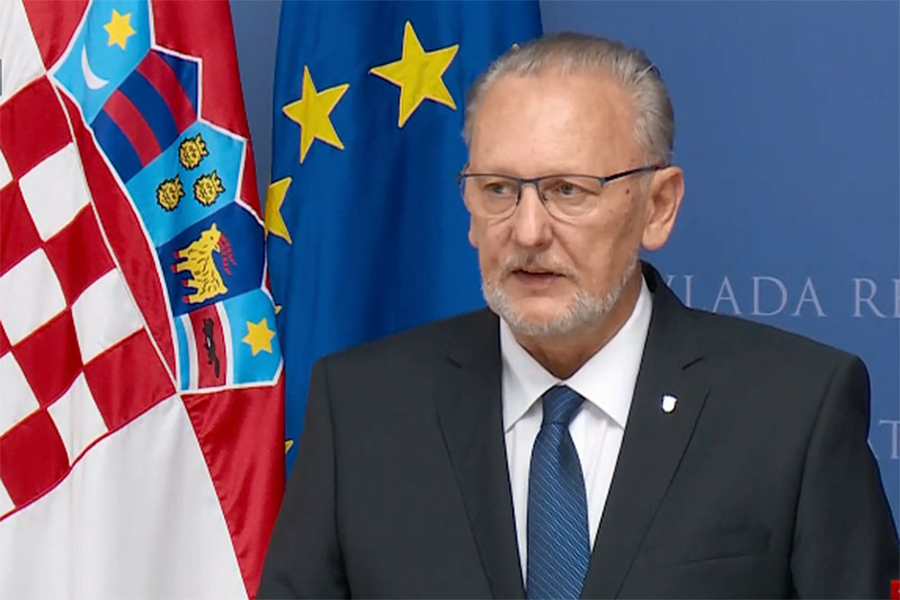 DAN SJEĆANJA NA ŽRTVE SVIH TOTALITARNIH REŽIMA - Davor Božinović: Žrtve kojih se danas prisjećamo podsjetnik su na dimenzije zla koje može proizaći iz totalitarnih ideologija, kao i upozorenje o važnosti temeljnih demokratskih vrijednosti ..."