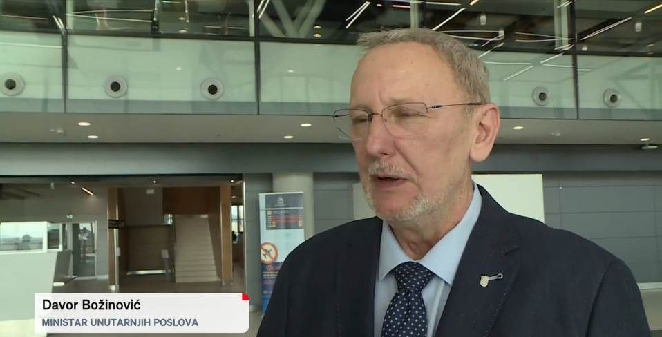 Otkazan let na kojem je bio Božinović: "Sigurno ću razmotriti sve opcije"