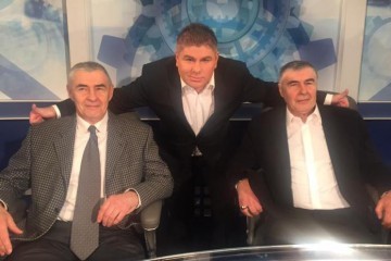 Zarobljen dragovoljac Domovinskog rata Davor Glasnović.Nakon što ga je pogodio pancirni metak u desnu nogu te mu prepolovio bedrenu kost našao se u zarobljeništvu…