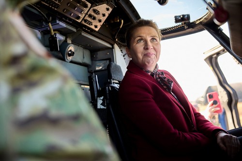 Danska uvela obvezan vojni rok za žene