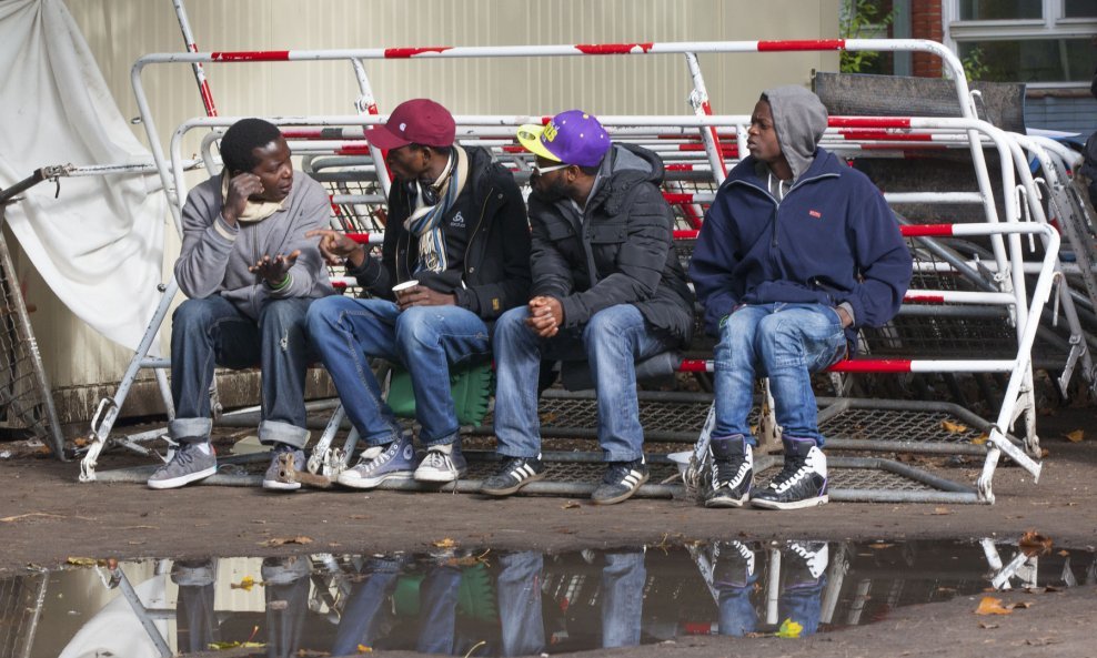 DEPORTACIJE  Digla se velika frka oko 'tajnih letova' s migrantima: Što kažu brojke?