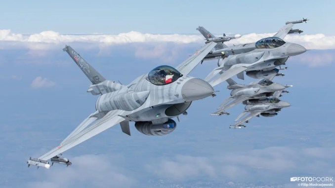 Poljska vojska u stanju pripravnosti: Dignuta u zrak četiri lovca F-16