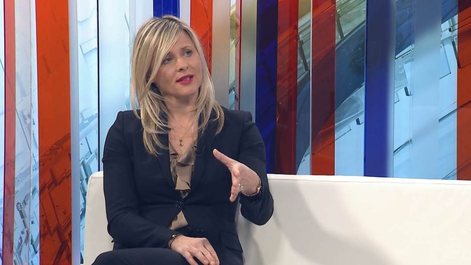 LIJEČNICI: “Čime Zadravec drži u šaci KBC, Vladu i ministra?”