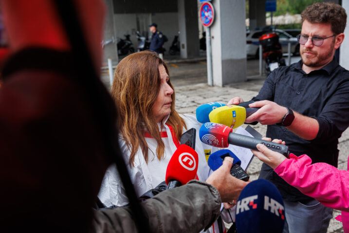 Detalji krvavog obračuna ispred splitske banke. Identitet počinitelja još nije utvrđen, imao račune na više različitih imena