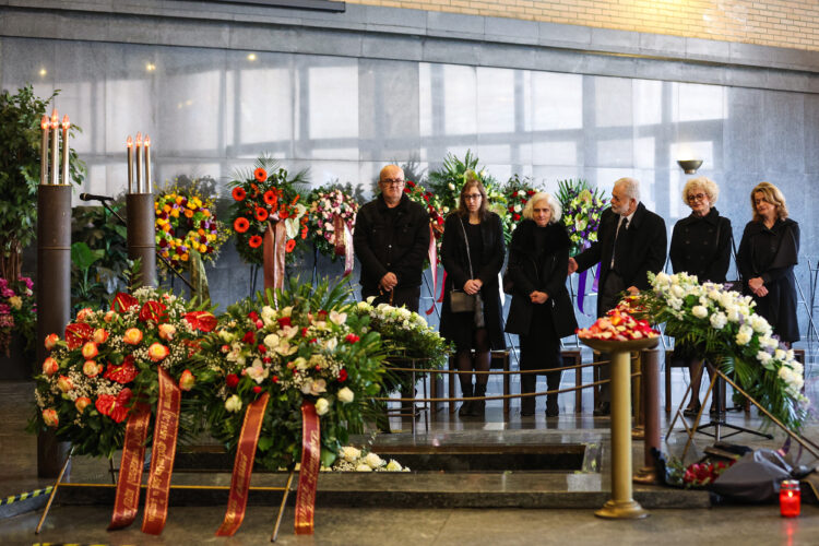 Na zagrebačkom krematoriju ispraćen predsjednik Vrhovnog suda Radovan Dobronić