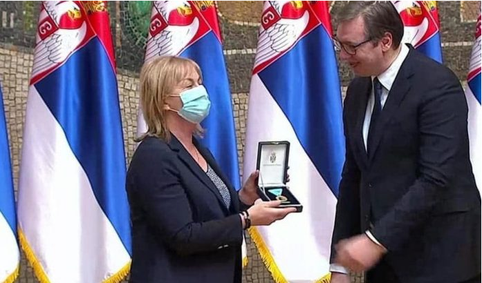 Kako se Branka Bakšić Mitić našla u "probranom" društvu Aleksandra Vučića, Bore Đorđevića i Emira Kusturice?
