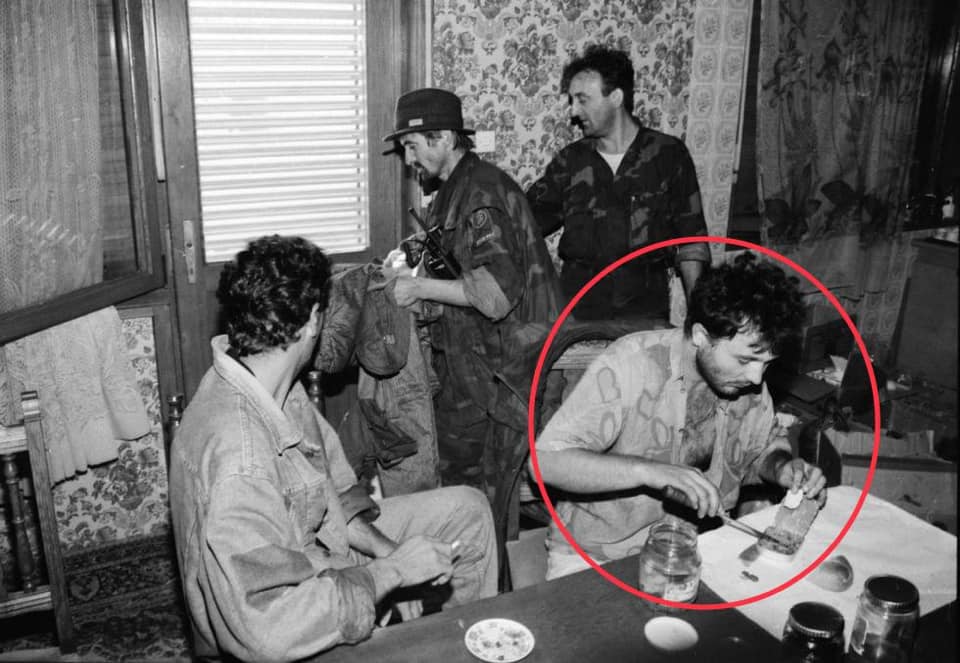 Tek sutradan me uhvatilo ludilo kad su mi rekli da Branko još leži ondje. Odmah sam s nekoliko svojih suboraca krenuo po njega. Našao sam ga kako leži u krvi.