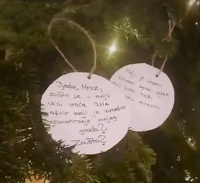 Stranka DOMiNO uzvratila porukama na kuglicama