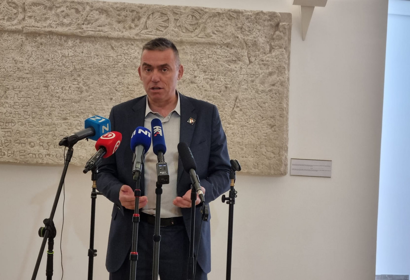 Mlinarić reagirao na presudu o Glinskom Novom Selu: ‘Zna se točno što SDSS i Pupovac rade..’
