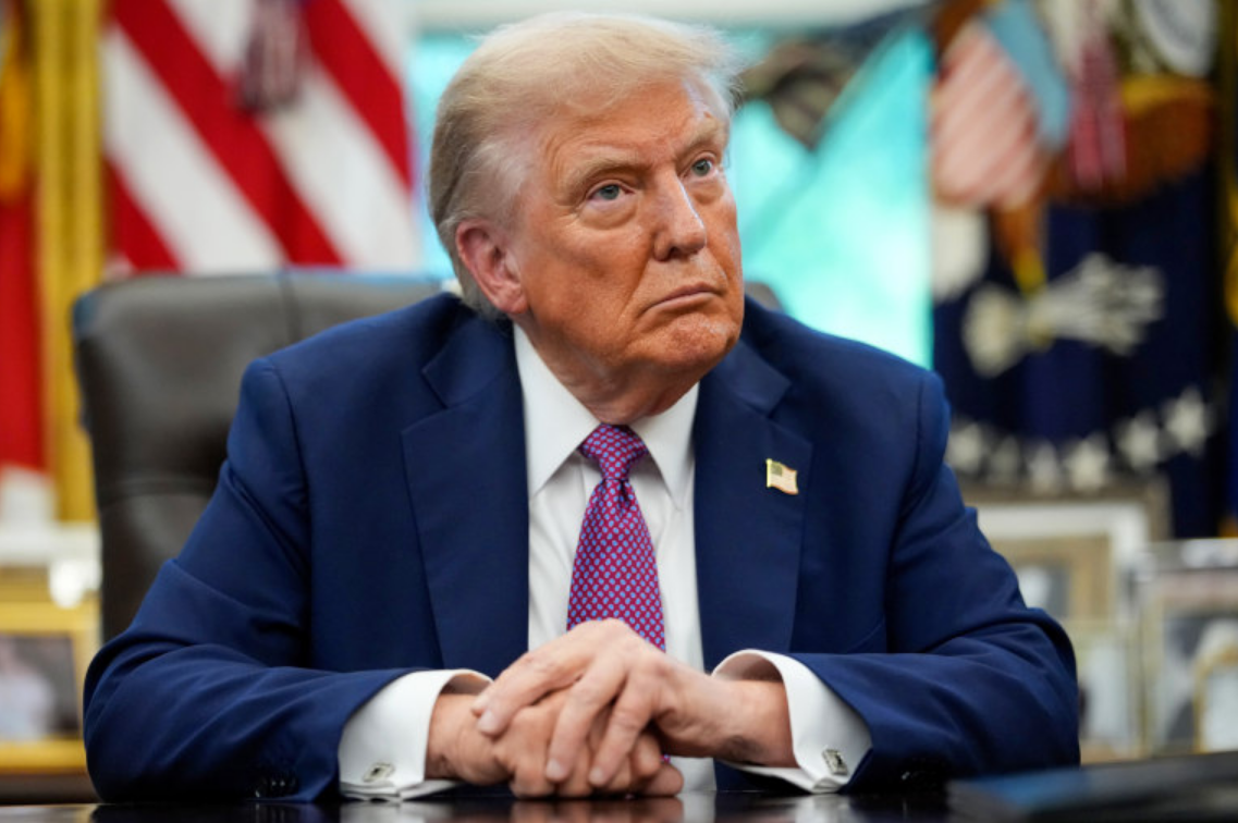 Trump prijeti Chicagu “Ministarstvom rata”: Prosvjedi i optužbe za autoritarizam