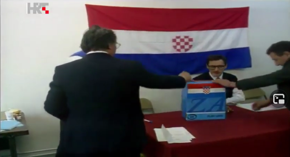 25. travnja 1991. godine donesena je odluka o održavanju referenduma o samostalnosti Republike Hrvatske