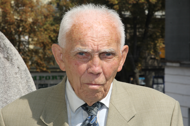 Mladen Pavković: Umro je hrvatski domoljub – Dragan  Hazler