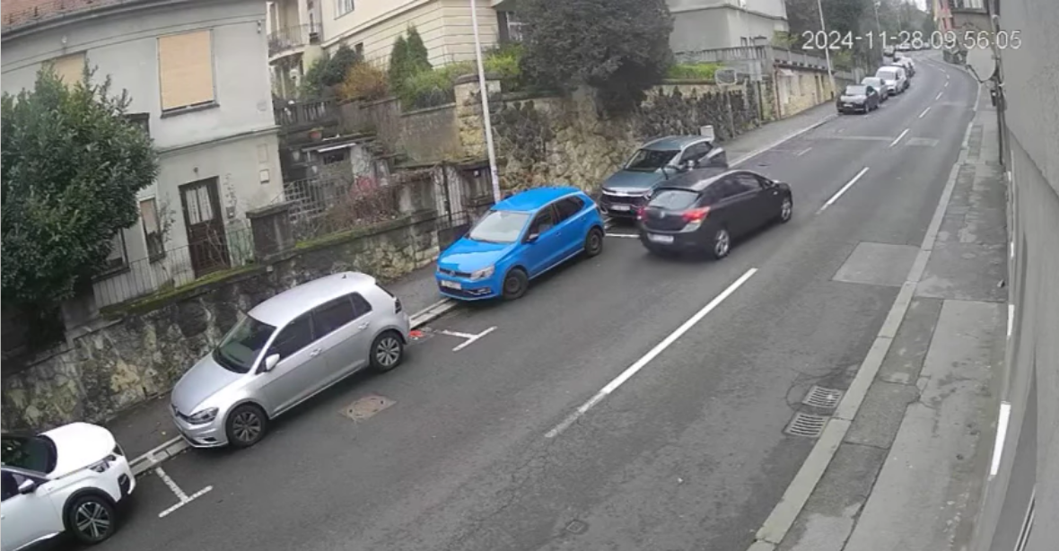 Dramatična snimka s Pantovčaka: Djevojka pokušala zaustaviti nekontrolirani automobil