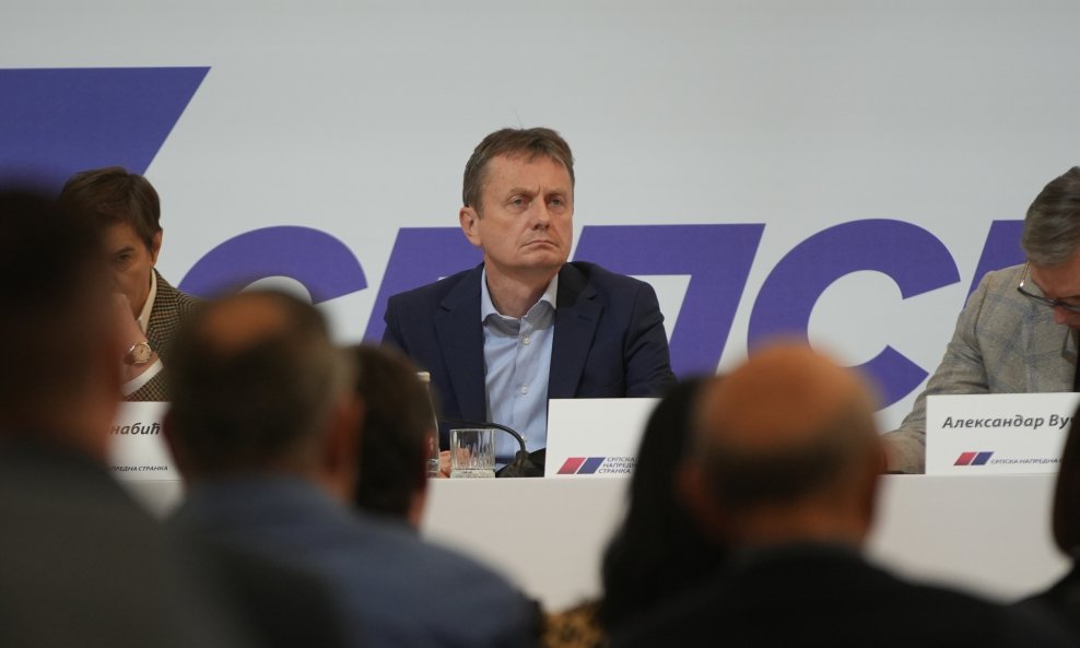 Vučićev ministar prijeti hrvatskom branitelju: 'Zavalit ću jednu šljagu tom ustaškom govedu'