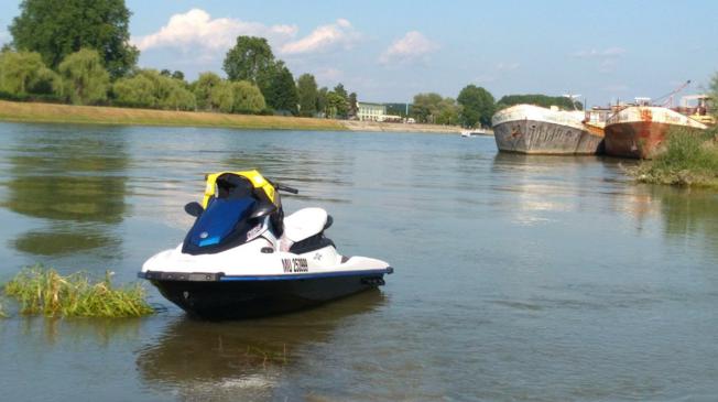 Tri muškaraca ispala iz čamca na Dravi: Jedan je nestao, potraga za njim još uvijek traje