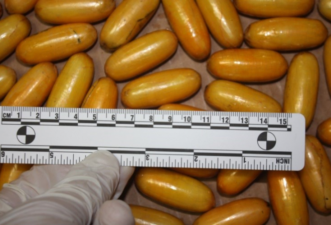 NOVA ZAPLJENA DROGE NA ZAGREBAČKOM AERODROMU: Pala ‘mula’ u kojoj je bilo gotovo kilogram kokaina