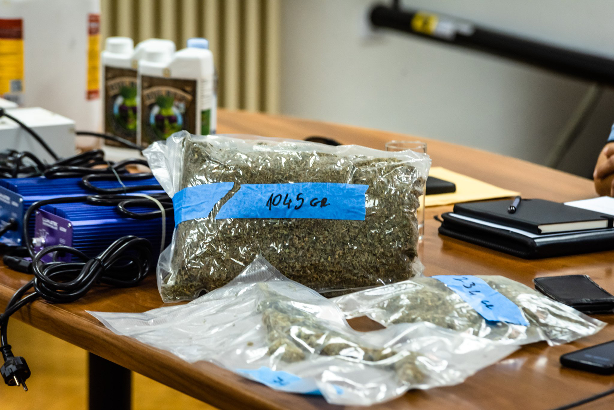 Kod Vodica otkriven laboratorij, pola tone stabljika i 16 kilograma marihuane