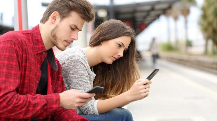 Je li moguće biti na društvenim mrežama, a ne biti ovisan?