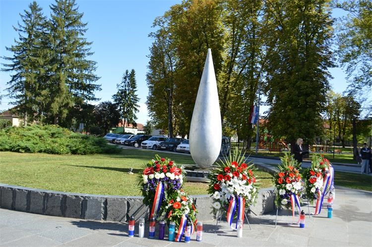 U Glini obilježen Međunarodni dan nestalih osoba i Dan sjećanja na nestale osobe u Domovinskom ratu