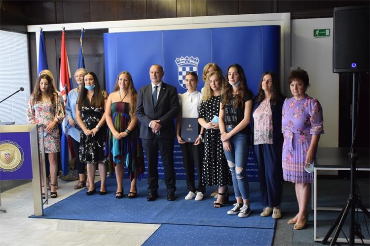 Uručene nagrade za najbolju kratku priču o Domovinskom ratu