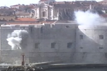 Crni dim iznad Dubrovnika: Kako su 6. prosinca 1991. stradali nevini civili dok su srpski mediji ismijavali tragediju