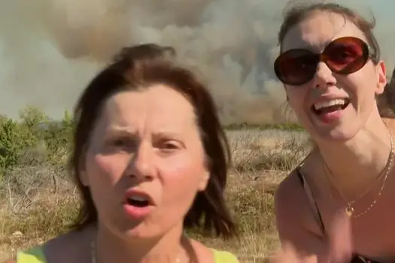 PSOVKE GASITELJIMA MUP će istražiti uvrede Dujićeve kćeri i žene: Isprika neće biti dovoljna