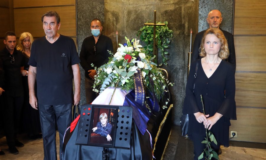 Dostojan ispraćaj velikana: Posljednje zbogom za Rajka Dujmića
