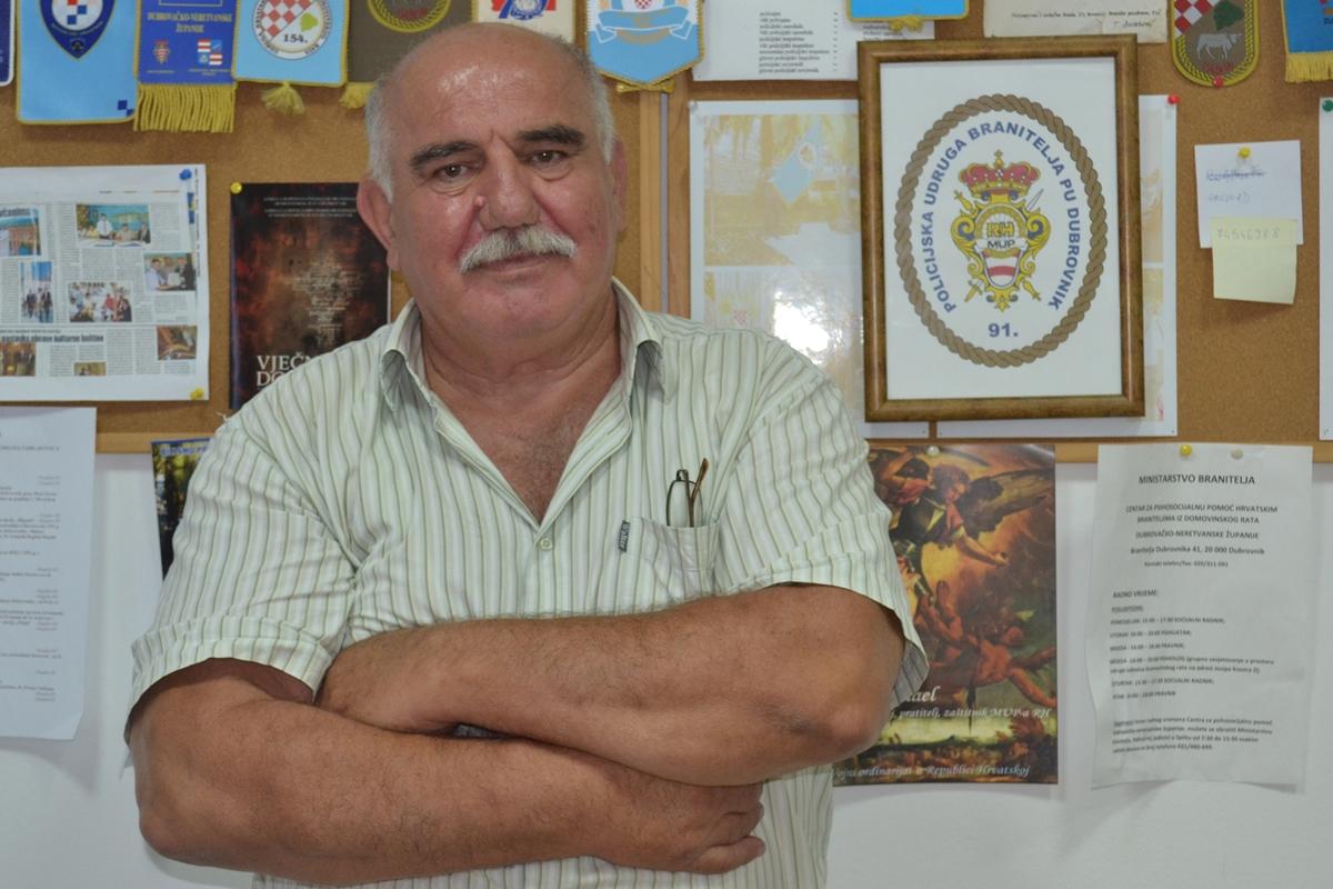 ANTE VULIĆ, JEDAN OD ZAPOVJEDNIKA OBRANE KONAVALA O POČETKU AGRESIJE Tko nije osjetio miris baruta i zemlje, taj nije probao rat