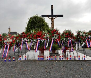 Križ života: položeni vijenci povodom Dana pobjede i domovinske zahvalnosti te Dana hrvatskih branitelja