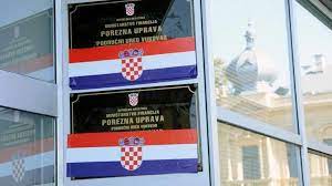 Zbogom ćirilici! U Vukovaru poskidane dvojezične ploče, niti jedna nije ostala